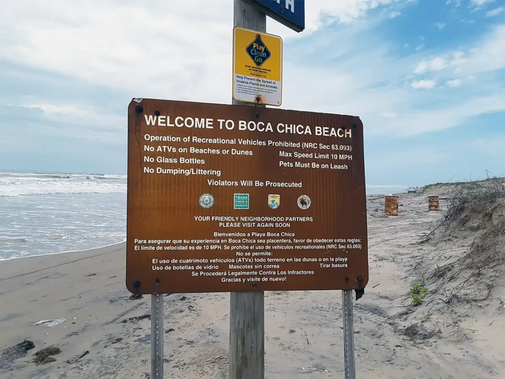 photo of sign at Boca Chica Beach in Texas