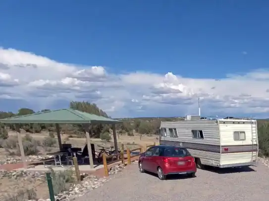 Photo of campers at brown springs campground, farmington, new mexico